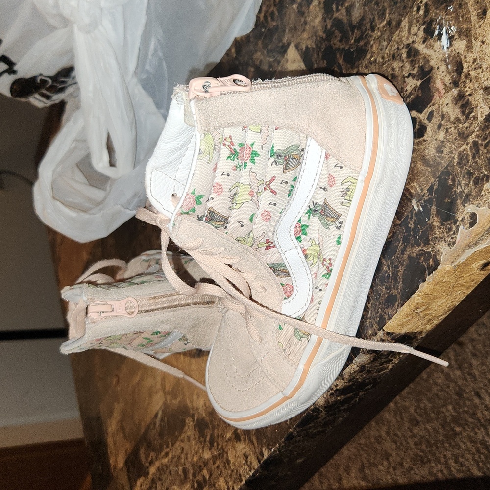 Kids vans - Picture 2 of 4